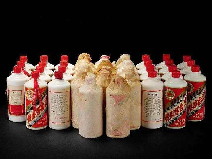 乌苏日照岚山回收酒价格哪里回收(附近上门回收茅台酒）?